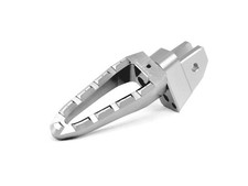 REAR/ADJUSTABLE FOOTRESTS for