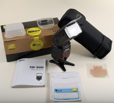 NIKON SB-900 SPEEDLIGHT NITAL TOP CONDITION FULL OPTIONALS FULLY WORKING MINT
