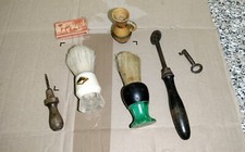 Lotto Misto Oggettistica Varia tra cui 2 Pennelli Vintage Barberia e non solo