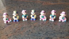 Lotto di 7 scimmiette -
