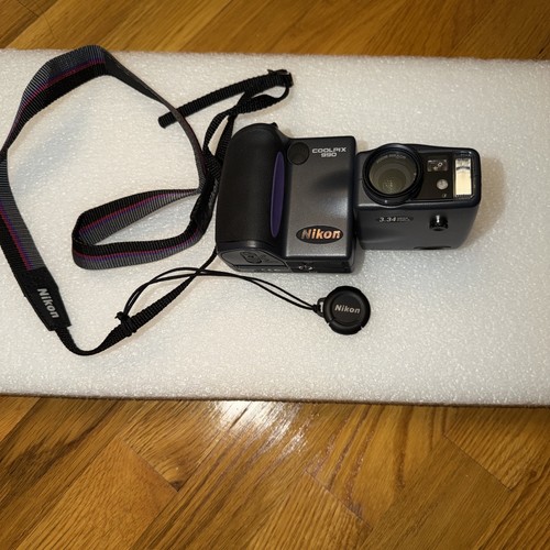 Nikon coolpix 990 - nikon,