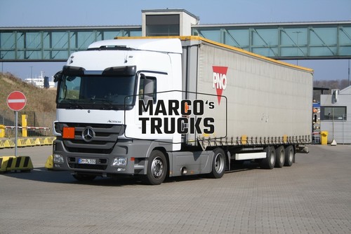 Foto camion mercedes benz - foto, mercedes-benz