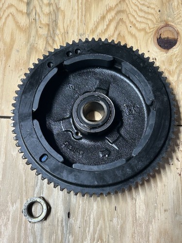 513847 584360 omc - -, flywheel