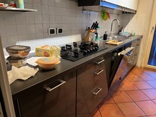 cucina usata grigia laccata Ikea 3m lineare più pensili e piano lavoro