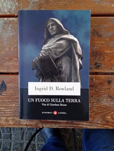 Ingrid rowland un fuoco - rowland,