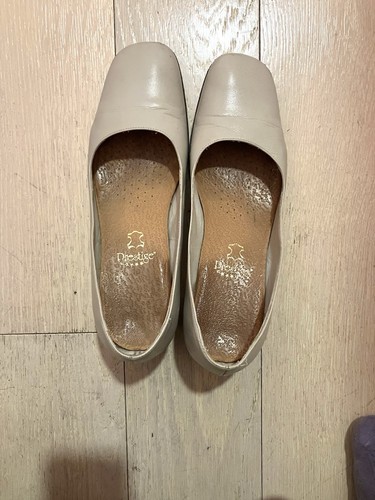 Scarpa con tacco semplice - con,