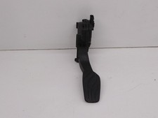 180024BA0B pédale d