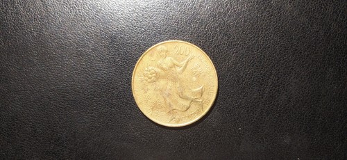 Moneta 200 lire - moneta,