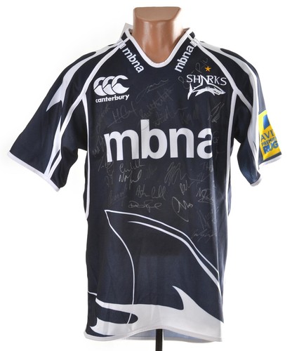 Bnwt vendita firmata - *bnwt*,