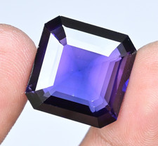 Tanzanite blu viola naturale