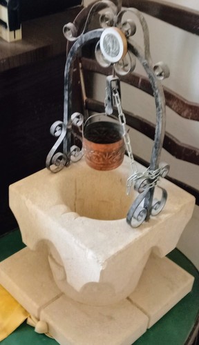 Pozzo pietra bianca di - in,