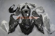 Carena in fibra di carbonio