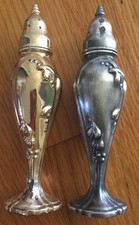Set Sale/Pepe Shaker Vintage