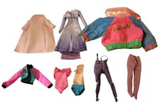 Lotto vestiti bambola per