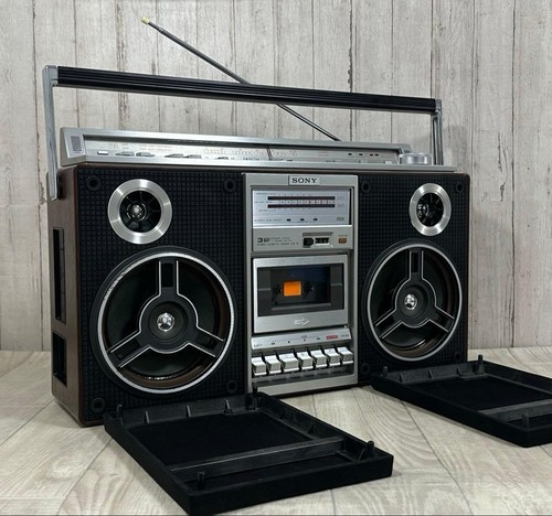 Sony cfs radio cassette - sony,