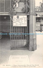 R311687 179 Rouen Plaque Commemorative Place du Vieux Marche a lendroit ou selev