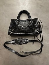 Borsa a tracolla stile Balenciaga in pelle nera