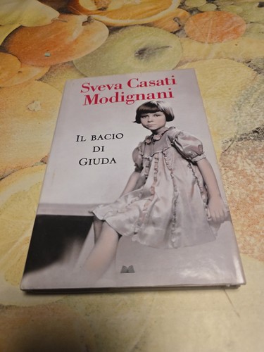 Bacio giuda sveva casati - il,