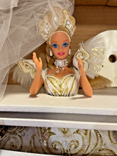 BK~ BAMBOLA BARBIE NUOVA CON SCATOLA CON SPEDIZIONIERE 1997 SPOSA IMPERATRICE DI BOB MACKIE 4247