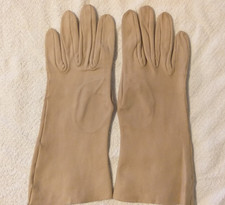 Guanti donna beige chiari, pelle morbidissima, vintage, no fodera, usati, buoni
