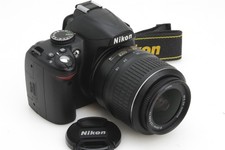 Nikon D3000 DSLR fotocamera