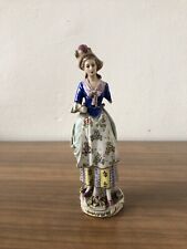 Antica Statuina Capodimonte Giovincella In Porcellana Italiana D’epoca