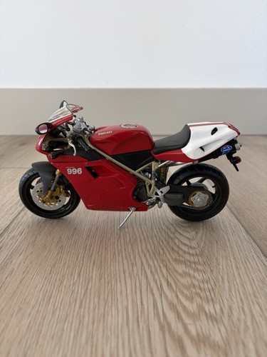 Moto ducati 996 scala - moto,