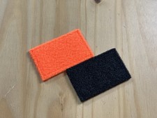 Patch magnetica rimovibile 2” x 3” (media 5 cm x 8 cm) Magnepatch V2 arancione/nero