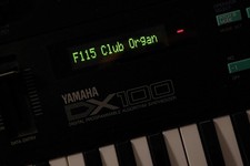 Display Yamaha DX100 (Super