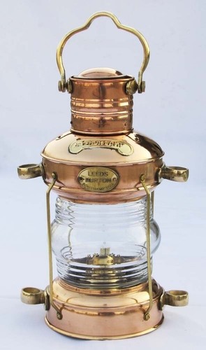 Antica lampada olio nautica - lampada, ad
