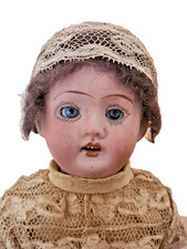 Antica piccola bambola mignonette "Occhi addormentati" Germania R