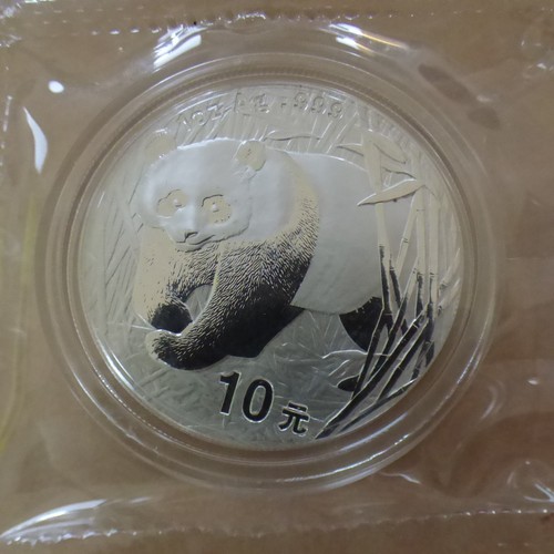 China yuan panda 2002 - yuan,
