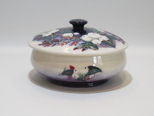 Moorcroft contemporary - moorcroft,