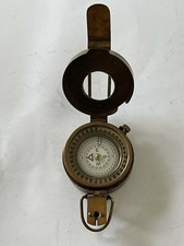 Bussola nautica militare