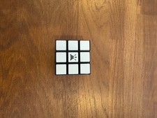 Rubik’s cube x invader du