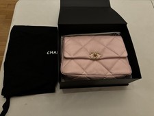 borsa chanel 19
