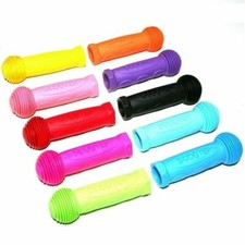 1 paio di maniglie per scooter