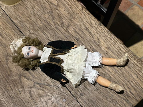 Poupee ancienne fabrication - poupee,