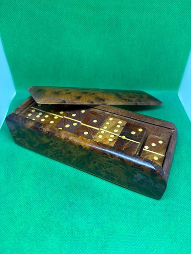 Domino stile art deco - art,
