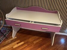 Scrivania Crema e Lilla con cassetti