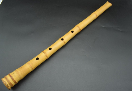 Antico strumento flauto - strumento, a