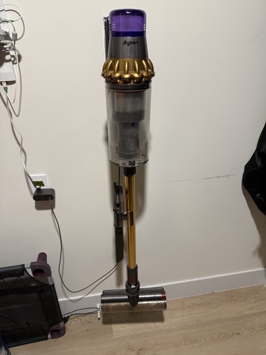 Dyson cordless bagless stick - dyson,
