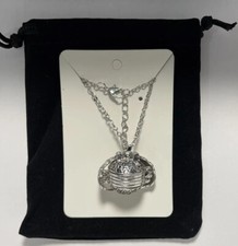 Collana con ciondolo