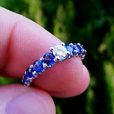 Anello Eternity Donna ZAFFIRI BLU e DIAMANTE oro bianco 18kt veretta scalare