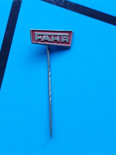 Pin badge fahr tractor - badge,
