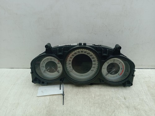 Mercedes class speedometer - mercedes,
