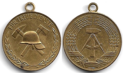 Medaglia ddr per servizi - per,