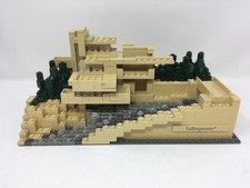 Complete Lego 21005