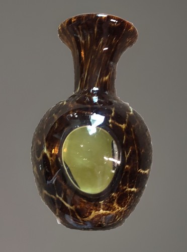 Vaso finestra sfalsato guscio