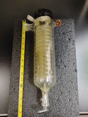 Buchi condensatore bobina - condensatore,